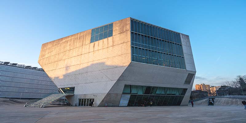 Beleef Portugese muziek in Casa da Musica te Porto