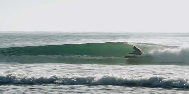 Volg surflessen in Porto Surfing School